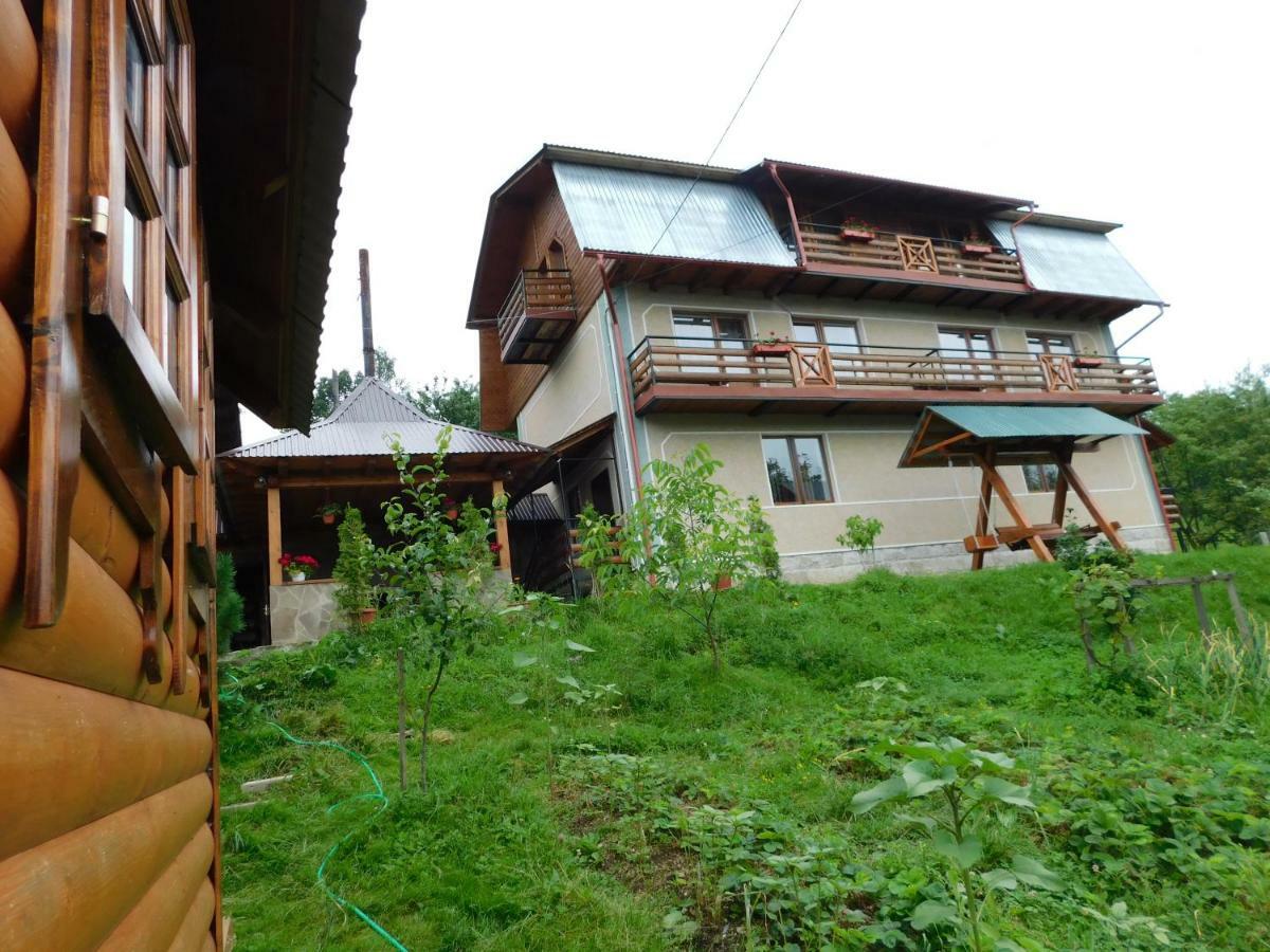 Glanz Cottage Yaremtche Extérieur photo